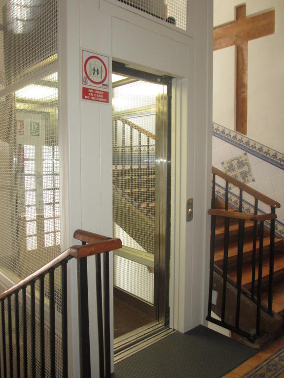 Hostal Pan America Madrid Buitenkant foto